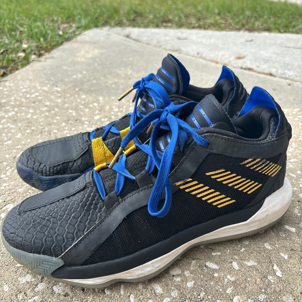 Dame 6 Size 8